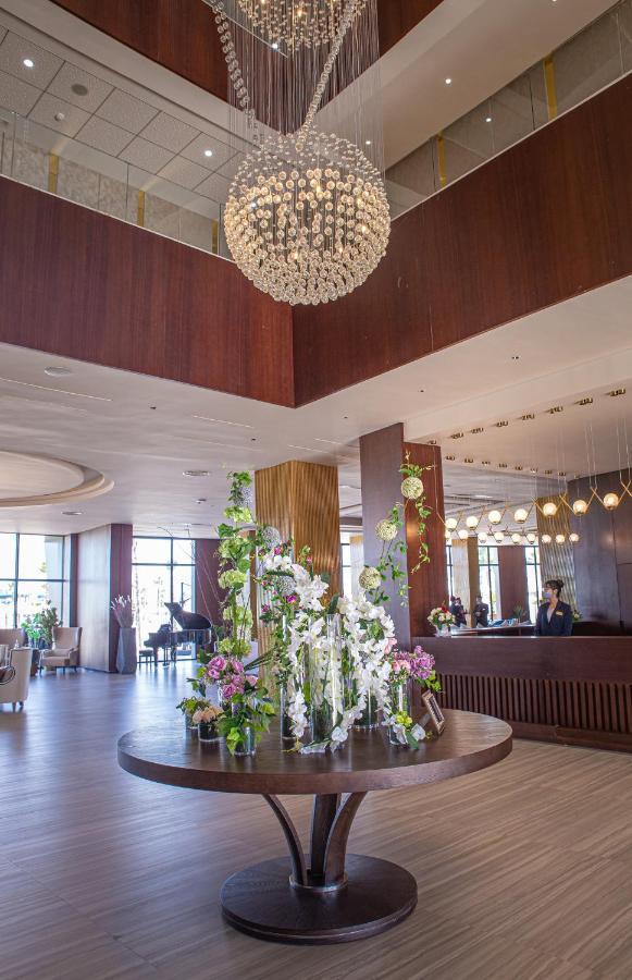 Waves Aqua Resort Kenitra Kültér fotó Lobby